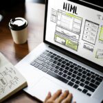 AI-powered website design interface with dynamic user interaction elements