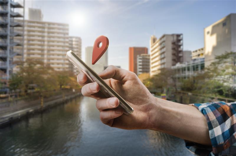AI-Powered Hyper-Local Discovery App Interface showing real-time location-based recommendations